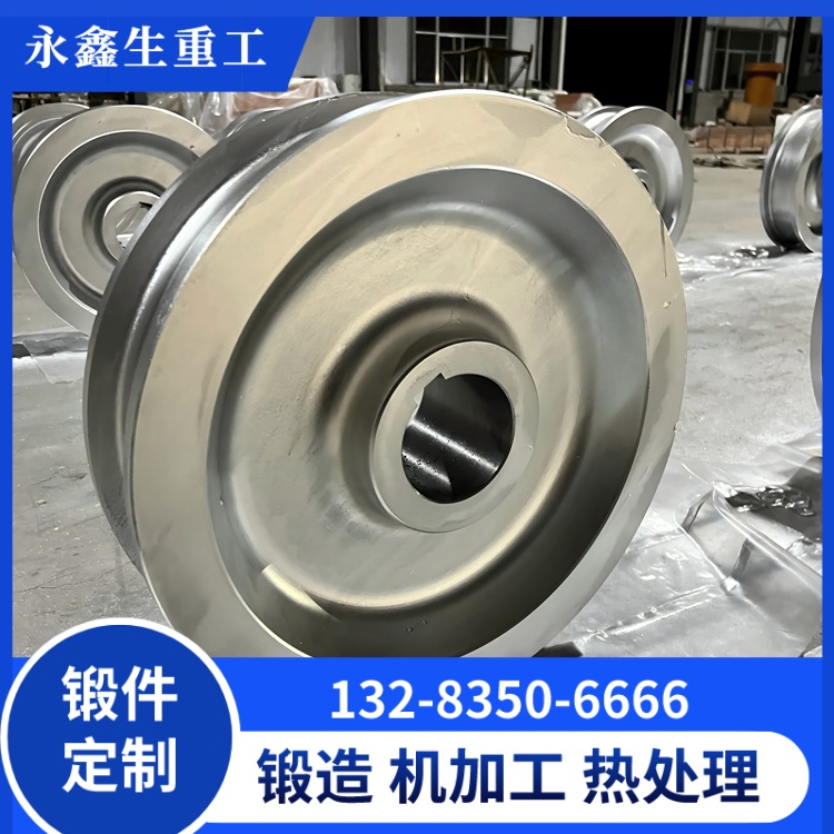 高承载行车轮锻件的材料选择——性能与工况的精准匹配 高承载行车轮锻件